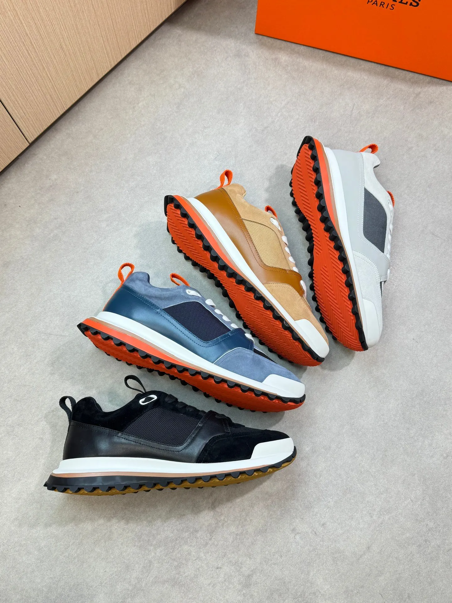 Men's shoes 💰700 [HERMES] Hermès - High-end quality original order·Casual sports shoes - Upper: 🔝Nappa calfskin, suede sheepskin leather, brand high mercerized canvas, tongue. Heel. Brand logo webbing - Inner: brand canvas, foot pad; water-dyed cowhide - Outsole: ultra-light T men's shoes 💰U foam·rubber; two-color molded outsole -Ultra-high quality control·Fine workmanship: highlighted (high-end·nobility·grade) -Size: 39-44 (38, 45, can be customized)·0118